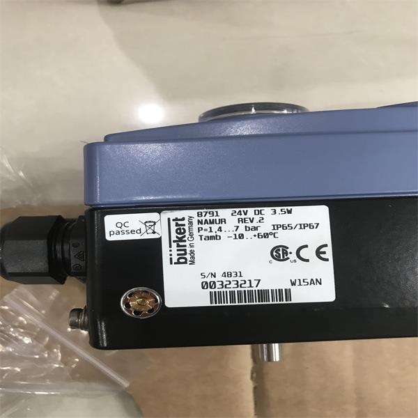 德国BURKERT流量计688426电磁阀688427