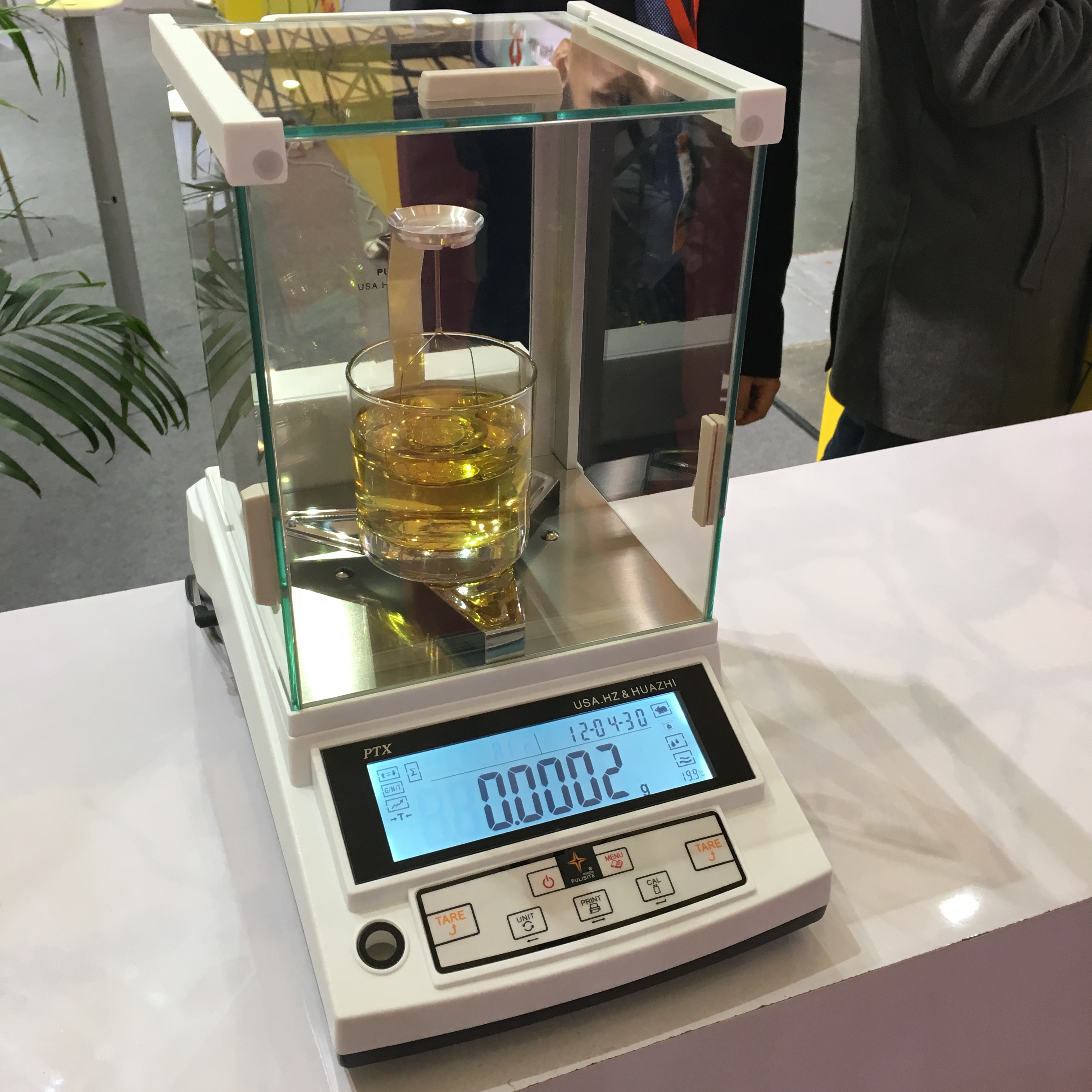 如何检测电子天平的线性误差