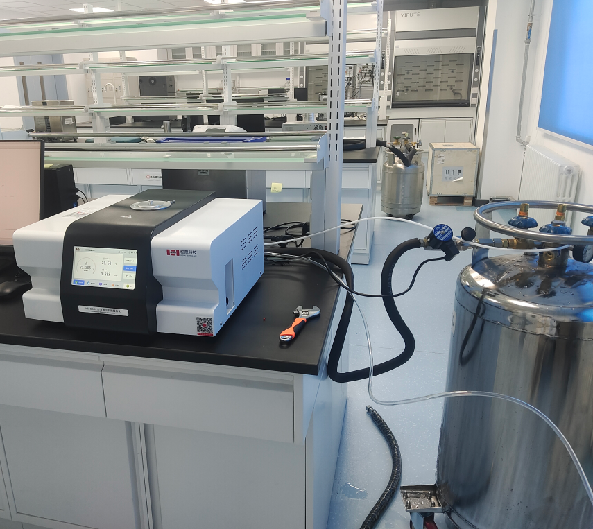 中國石油大學(xué)選購我司液氮制冷差示掃描量熱儀