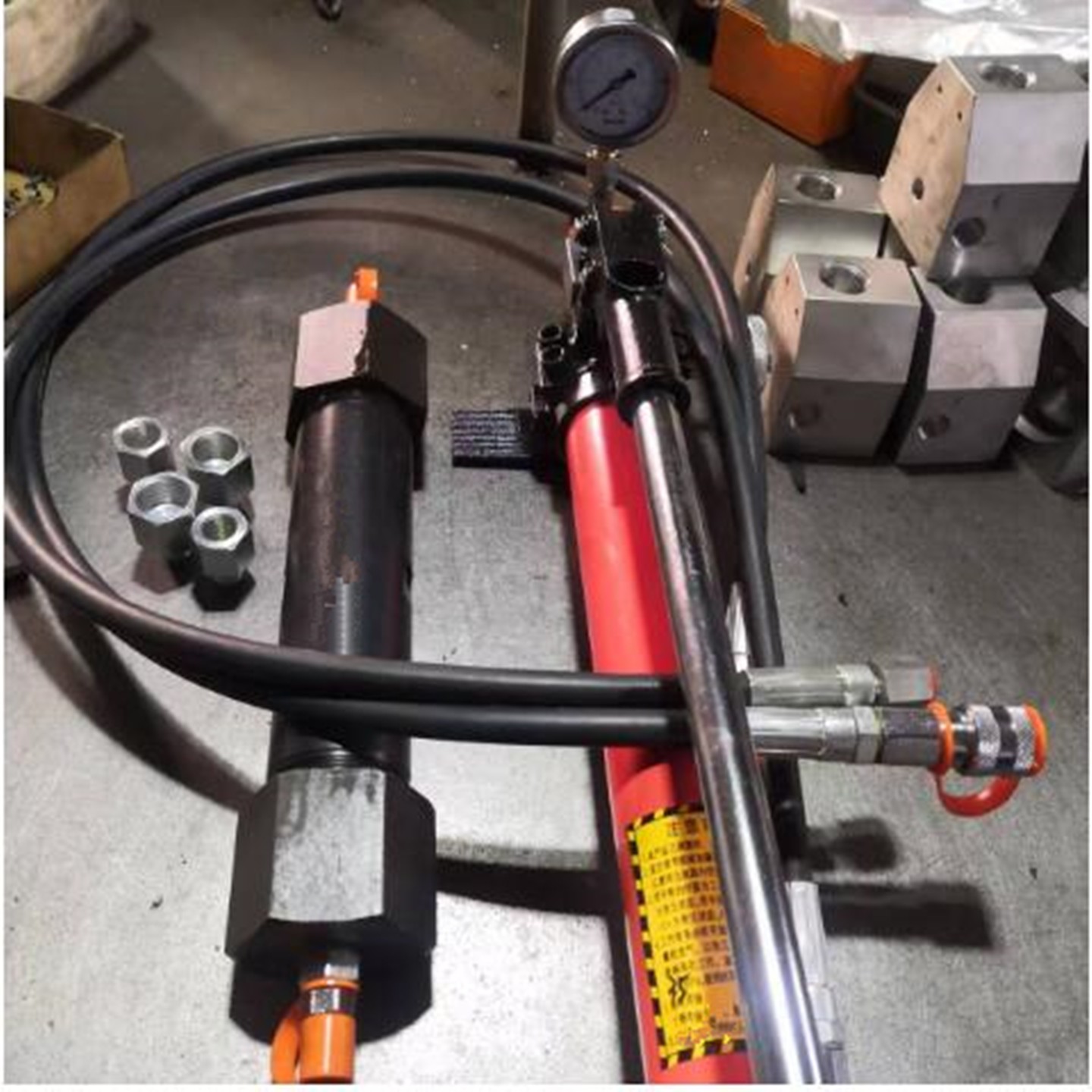 压注脂枪/手动液压泵型号:ZXZZQ-70mpa-B3T1库号：M412008